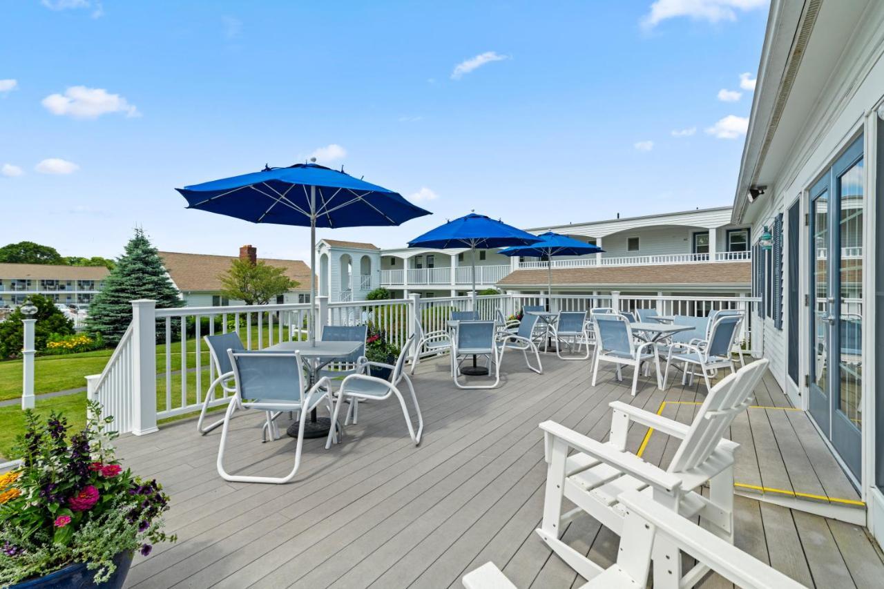אוגונקוויט The Sparhawk Oceanfront Resort מראה חיצוני תמונה