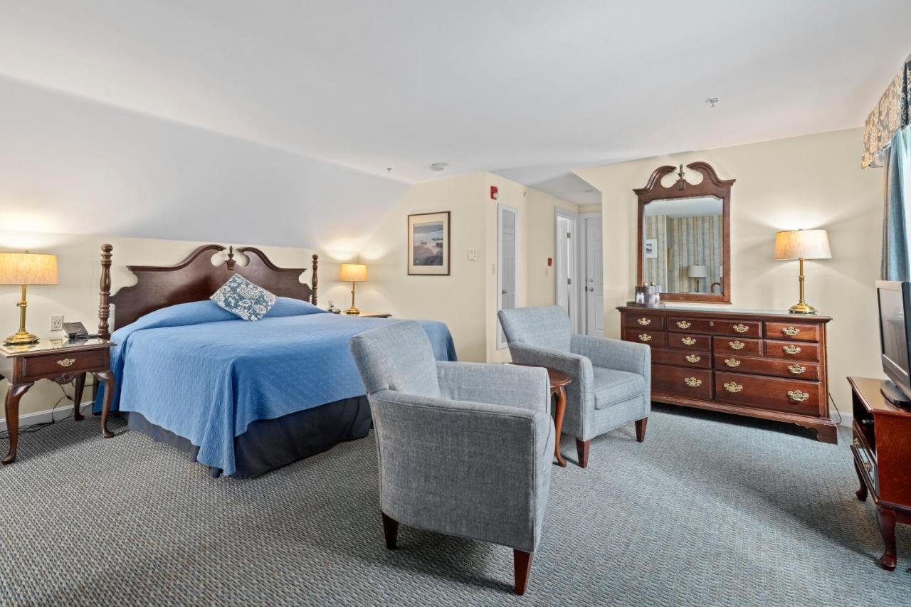 אוגונקוויט The Sparhawk Oceanfront Resort מראה חיצוני תמונה