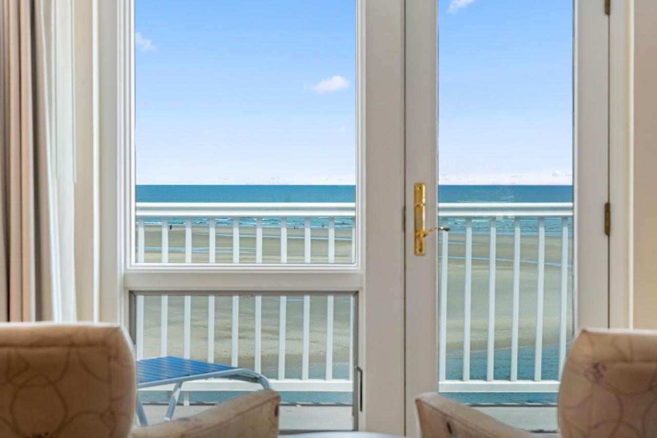 אוגונקוויט The Sparhawk Oceanfront Resort מראה חיצוני תמונה