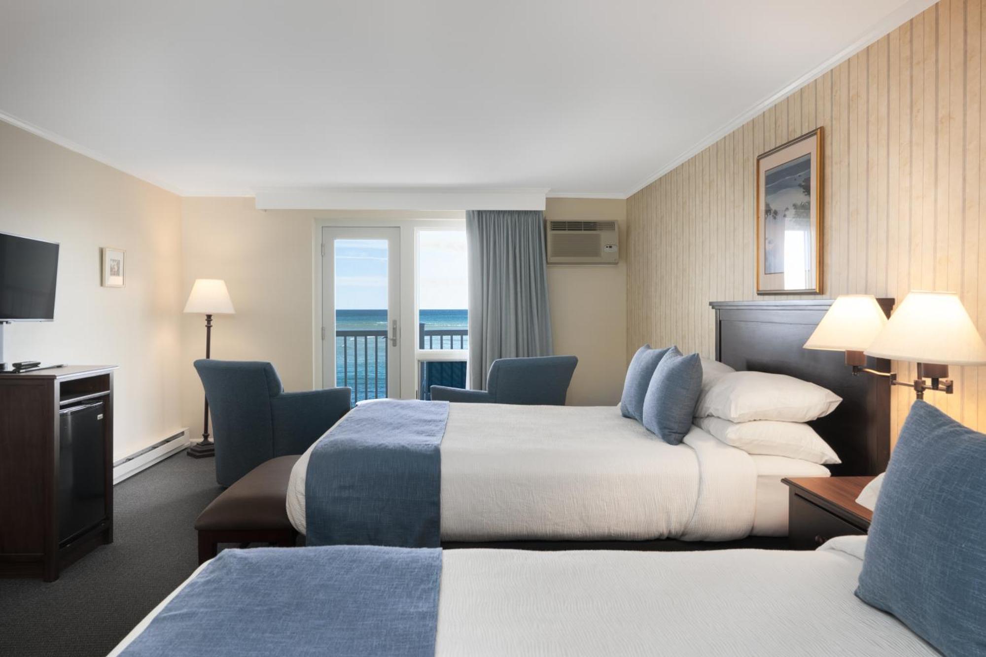 אוגונקוויט The Sparhawk Oceanfront Resort מראה חיצוני תמונה