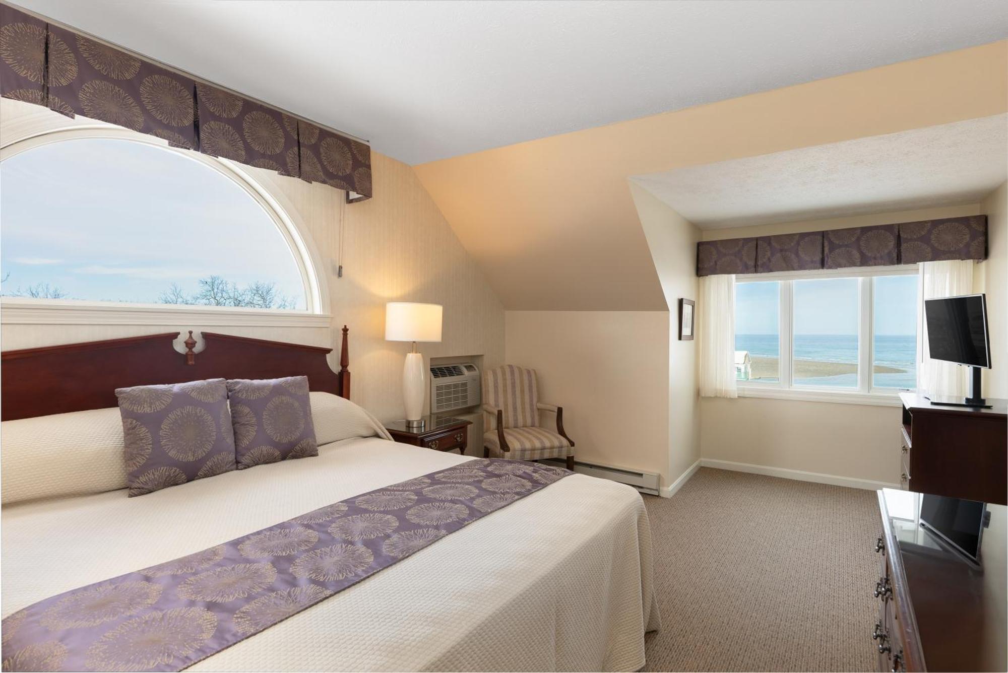 אוגונקוויט The Sparhawk Oceanfront Resort מראה חיצוני תמונה